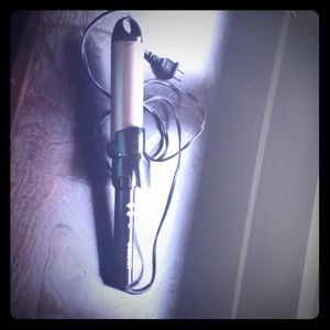 Conair curling iron